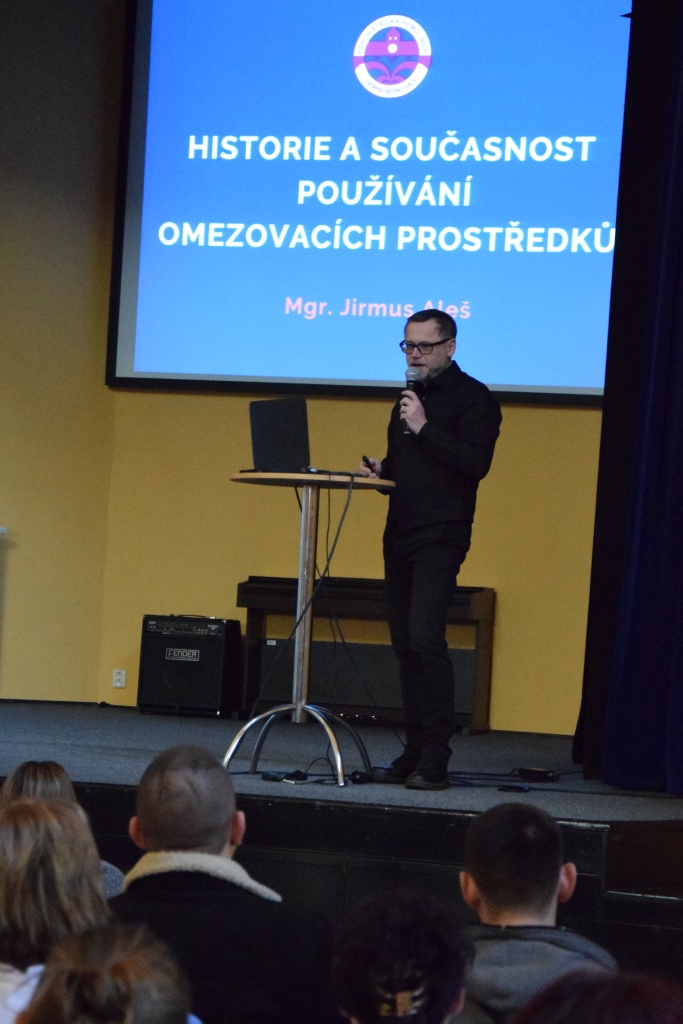 seminar Omezovaci prostredky